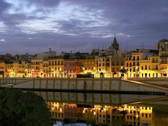 Antigua Taberna El Carbonero